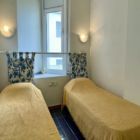 Apartment Passeig Del Mar 03
