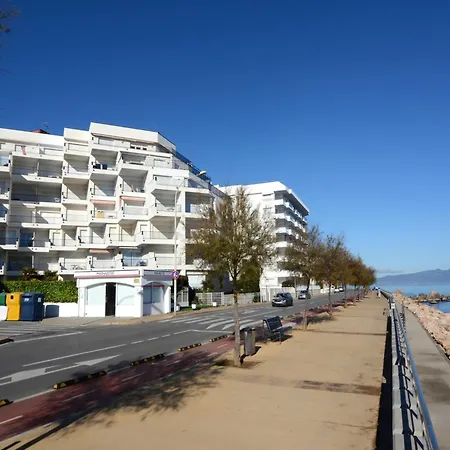 Apartment Passeig Del Mar 03 L'Escala