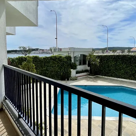 Apartment Passeig Del Mar 03 *